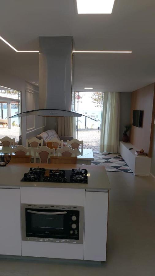 Apartamento Frente Mar Na Baia De Porto Belo Luaran gambar