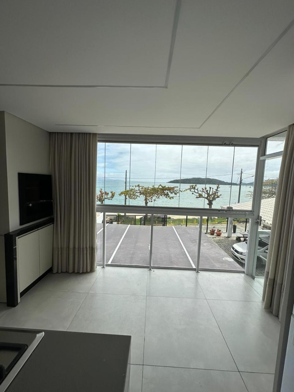 Apartamento Frente Mar Na Baia De Porto Belo Luaran gambar